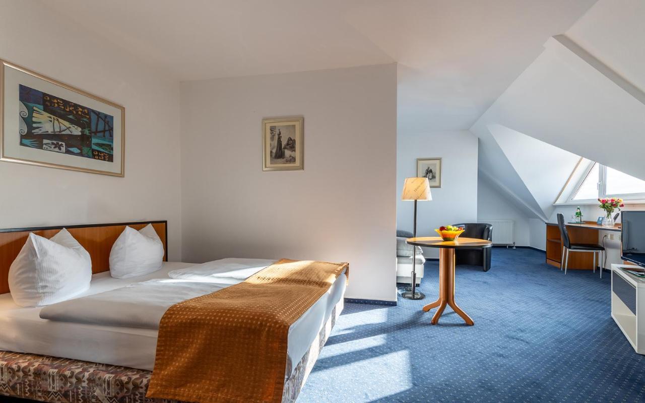 Trip Inn Kongresshotel Frankfurt-Rodgau Bagian luar foto