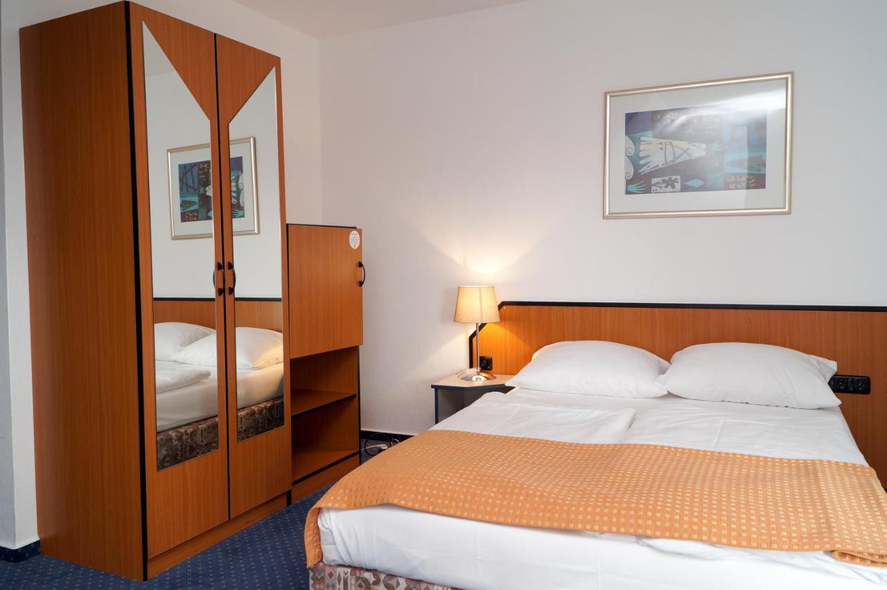 Trip Inn Kongresshotel Frankfurt-Rodgau Bagian luar foto